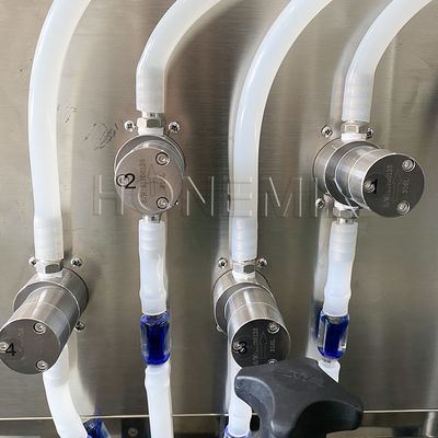 自動ボトル液体詰め機 4頭詰めライン