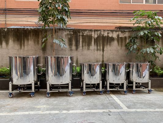 衛生用 RO 水処理施設 タンク ステンレス鋼 半開いた蓋の貯蔵タンク
