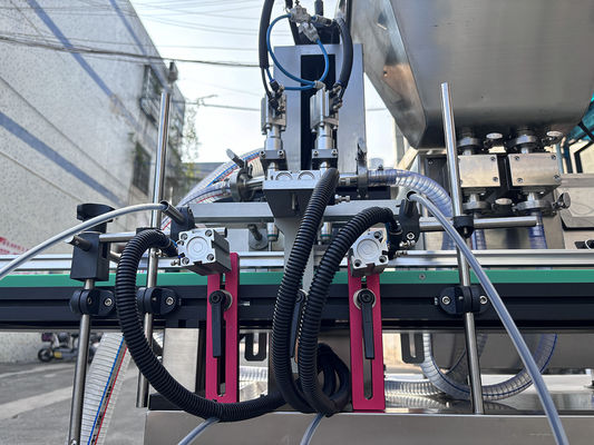 自動ギアポンプ バスローション 2頭 充填機 肺動力給餌材料